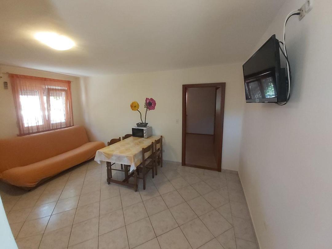 Apartments Elvir 닌 외부 사진