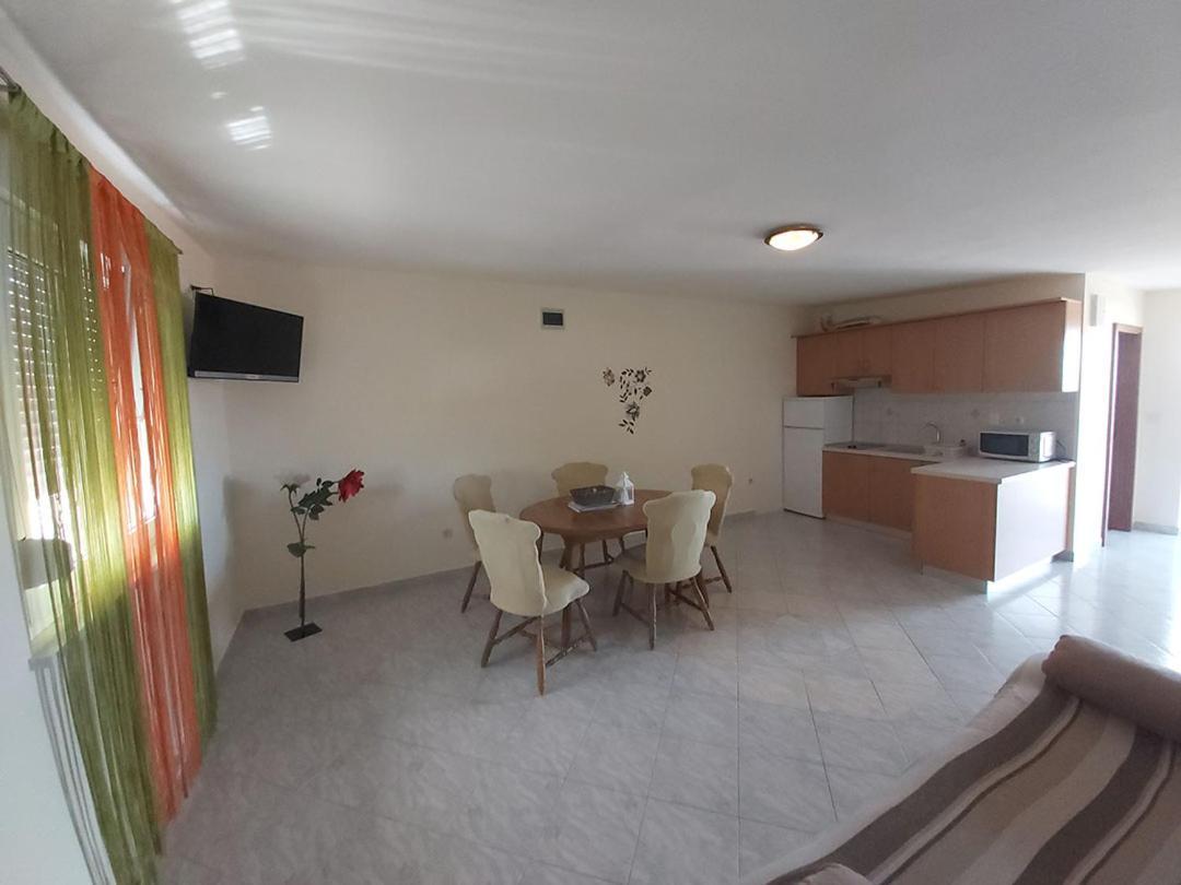 Apartments Elvir 닌 외부 사진