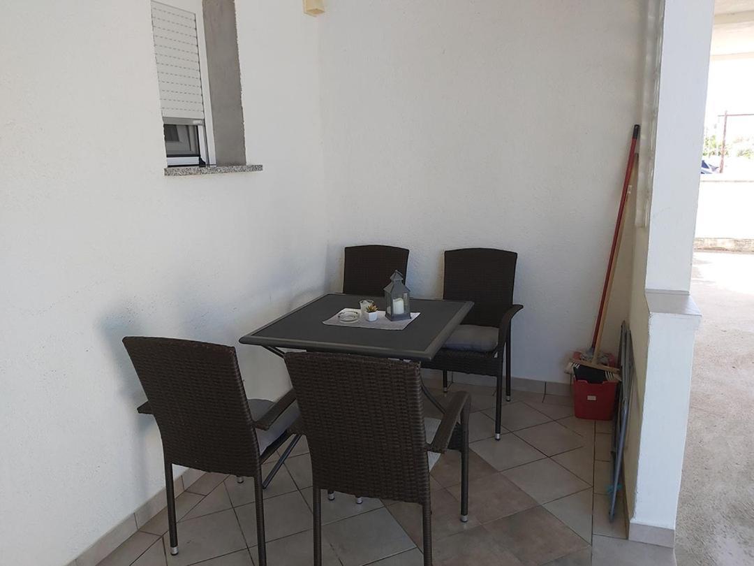 Apartments Elvir 닌 외부 사진